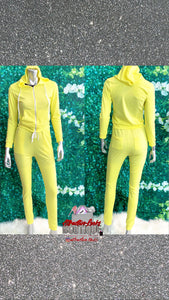ON THE GO HOODIE SET