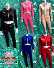 Load image into Gallery viewer, VELOUR JOGGERS SET
